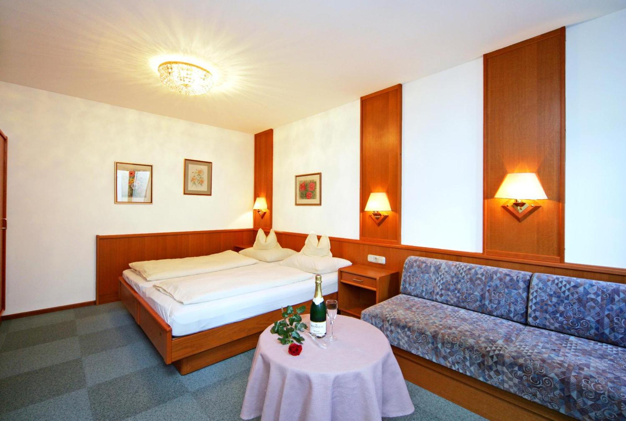 Fleger Appartements Wina Bagian luar foto